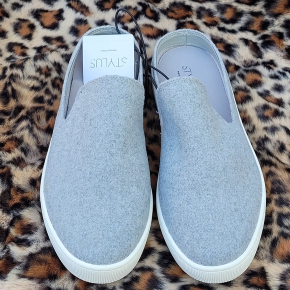 Stylus Wildflower Flannel Slip On Sz 9 - Picture 4 of 13